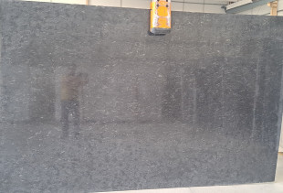 GRANITO BLACK TEAR - 011833